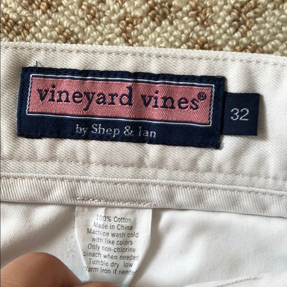 Vineyard vines Club Shorts - Picture 3 of 3